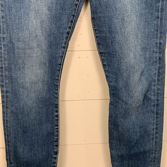 J Crew selvedge toothpick woman’s size 30 denim jeans medium blue wash color - Picture 5 of 10